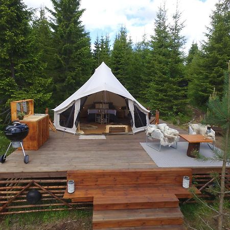 Glamping Tent With Amazing View In The Forest Турсбю Екстер'єр фото