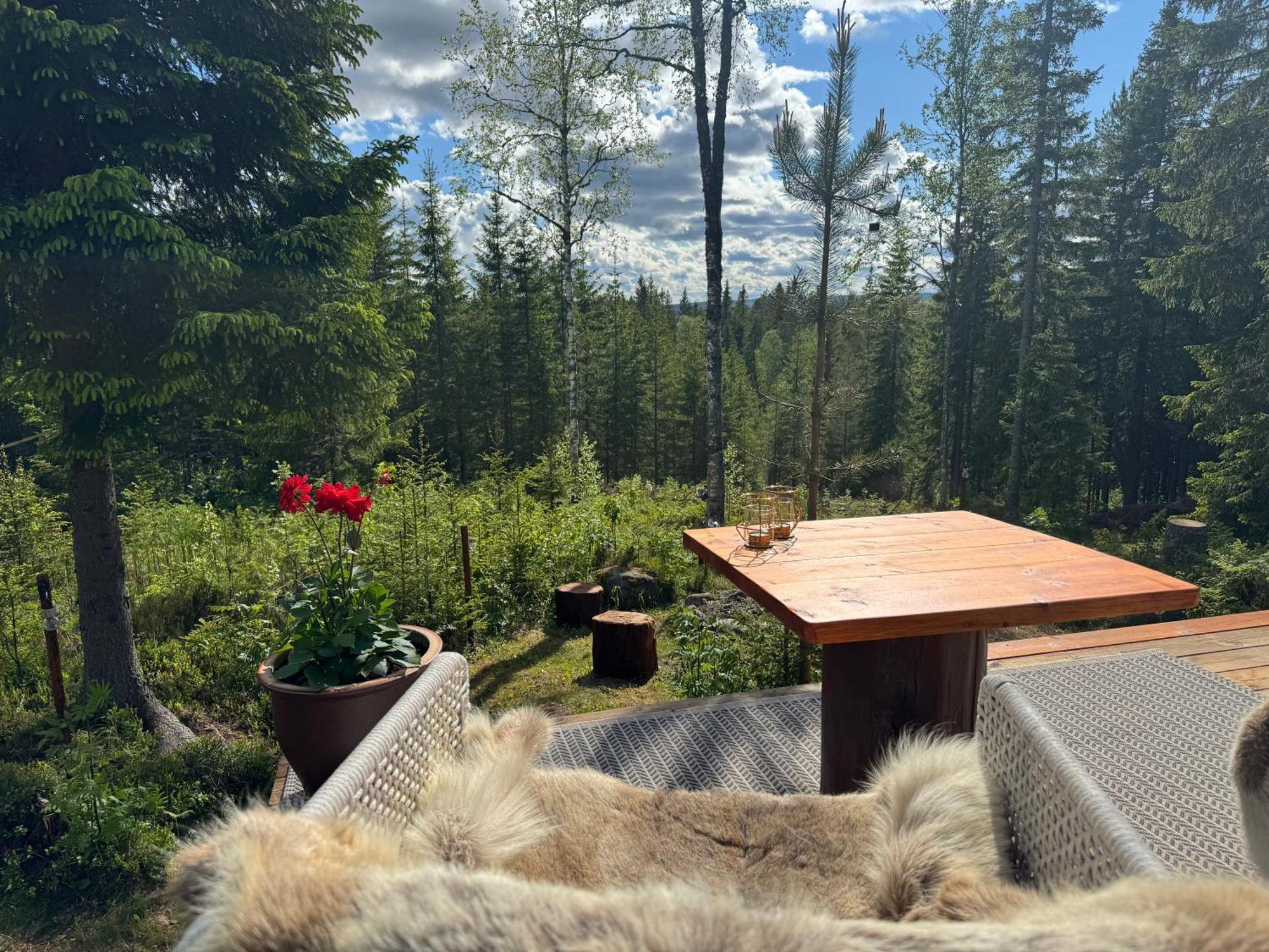 Glamping Tent With Amazing View In The Forest Турсбю Екстер'єр фото