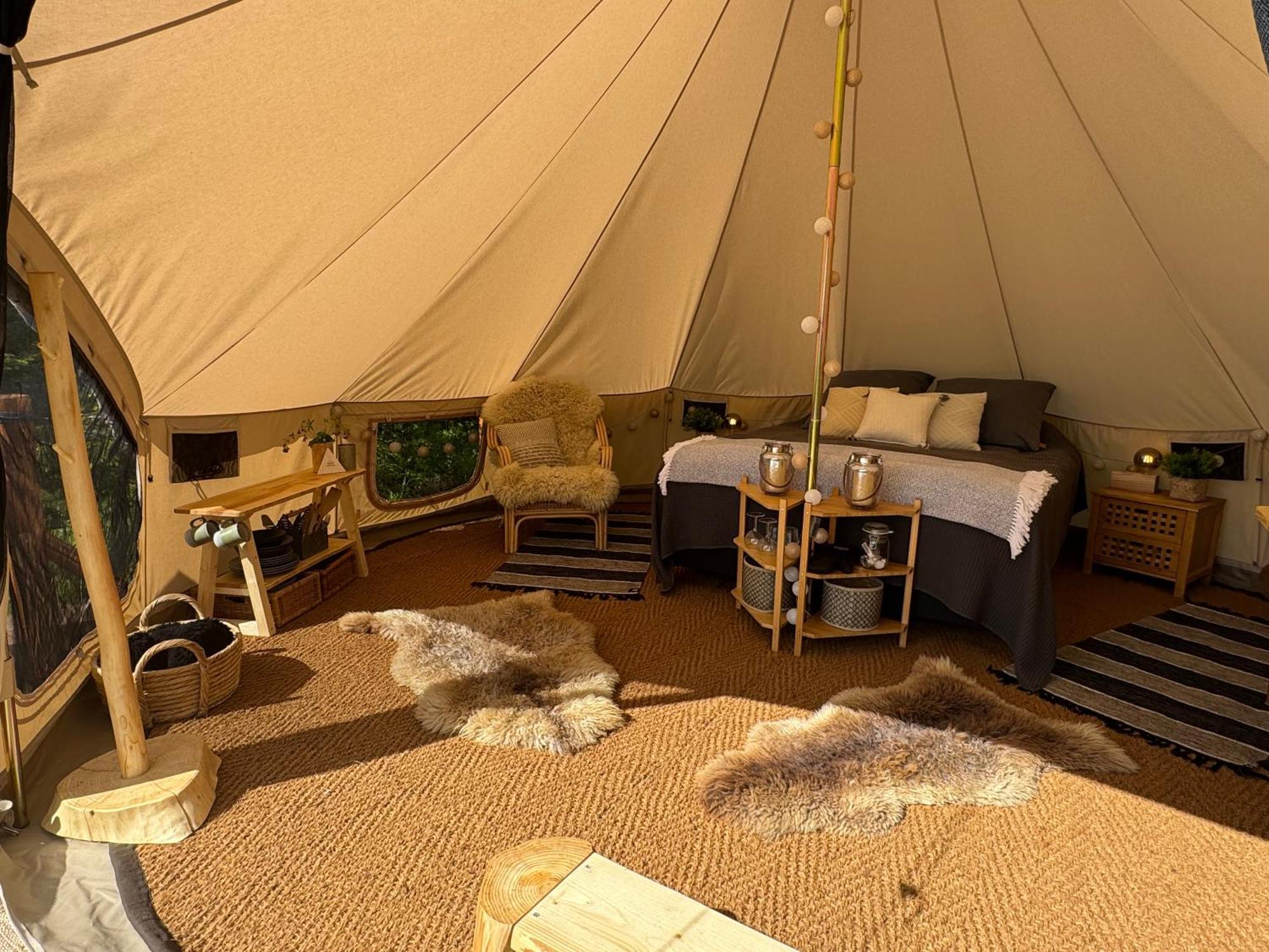 Glamping Tent With Amazing View In The Forest Турсбю Екстер'єр фото