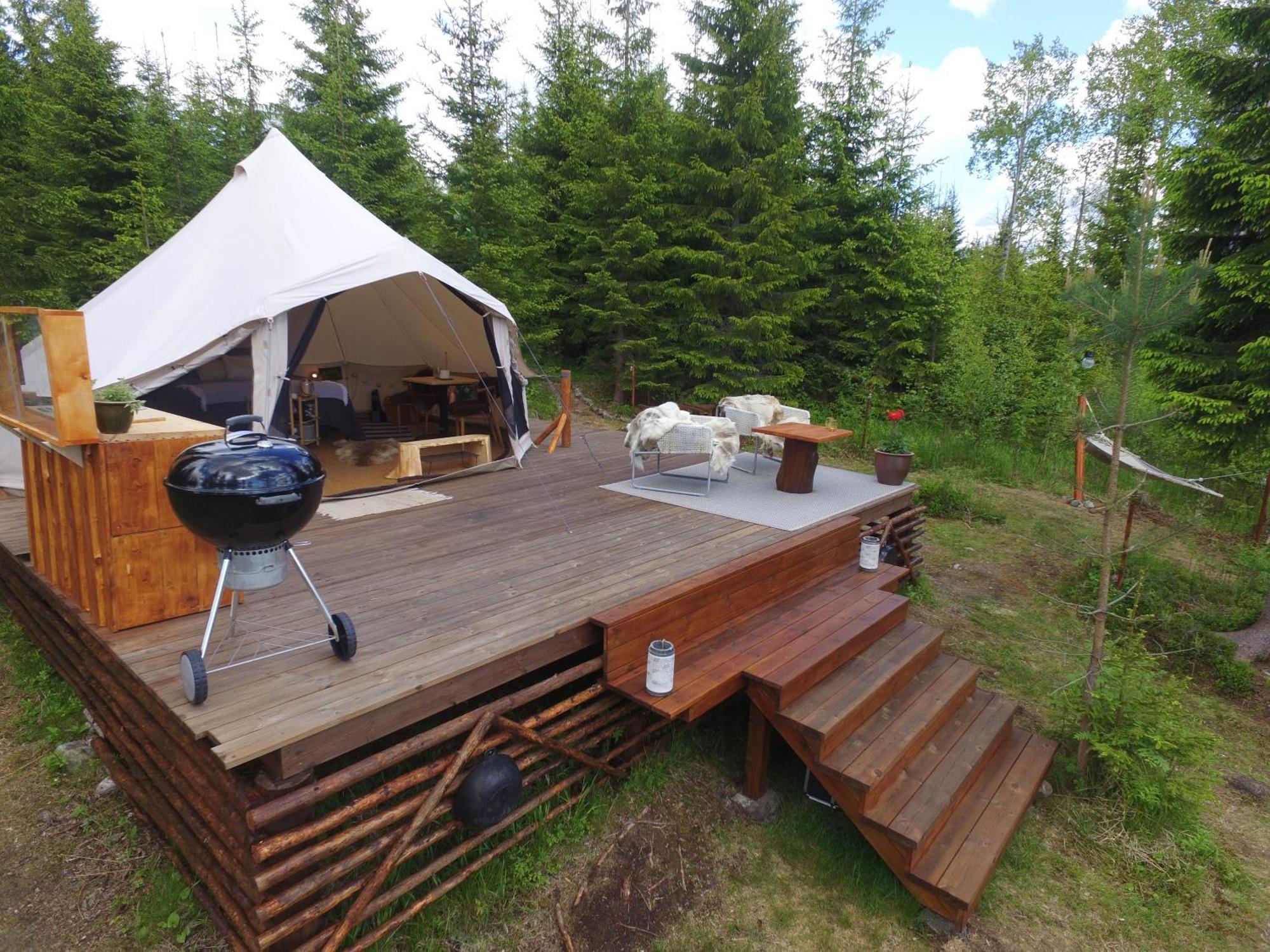 Glamping Tent With Amazing View In The Forest Турсбю Екстер'єр фото