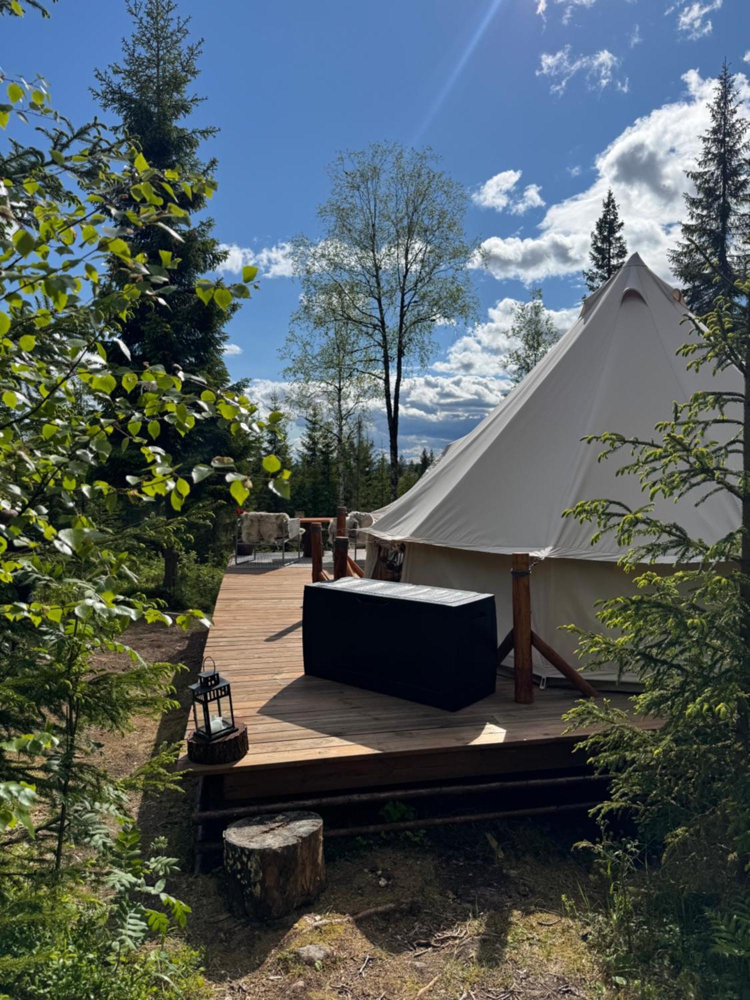 Glamping Tent With Amazing View In The Forest Турсбю Екстер'єр фото